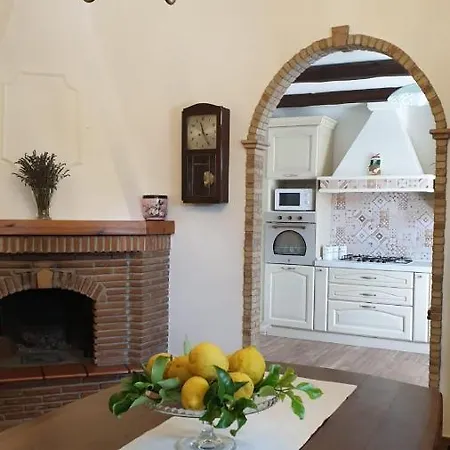 Donna Cateri Ferienhaus